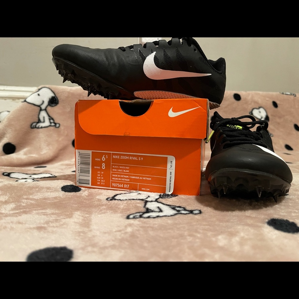 NIKE ZOOM RIVALS S 9